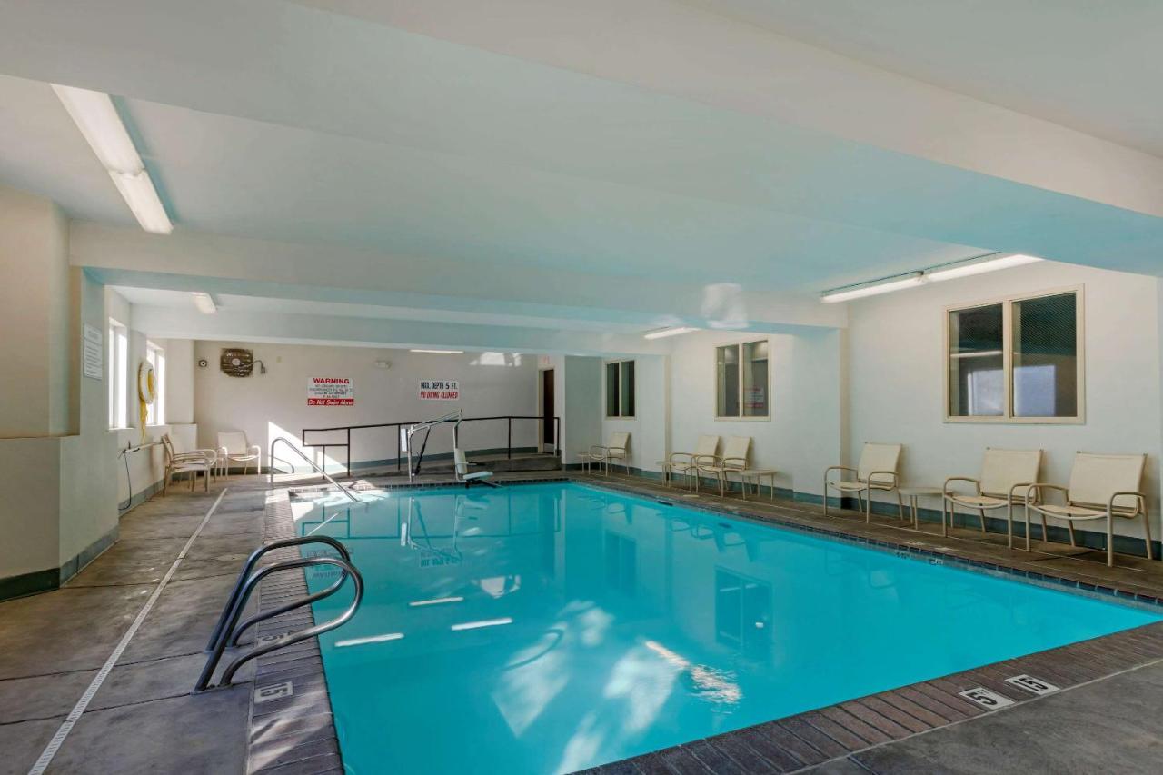 Sleep Inn Ontario Zewnętrze zdjęcie