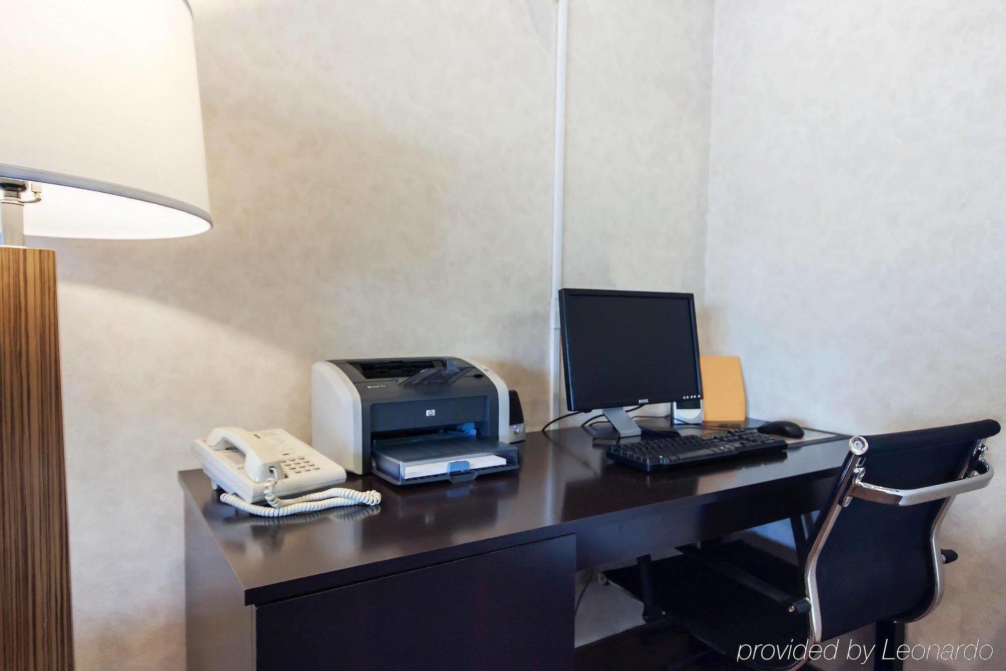 Sleep Inn Ontario Zewnętrze zdjęcie